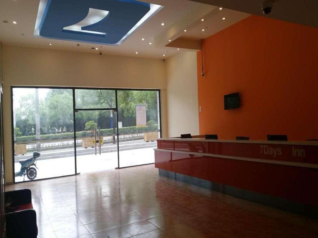 7 Days Inn Shanghai Minhang Dongchuan Road Jiaotong University Exteriér fotografie